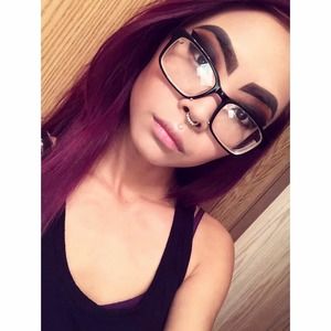 Meet your Posher, Carmen